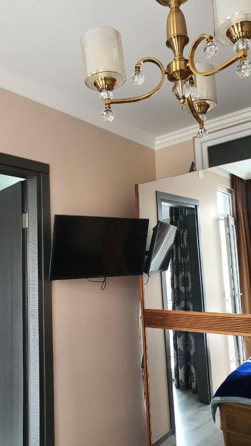 Apartment Irina Батуми Екстериор снимка