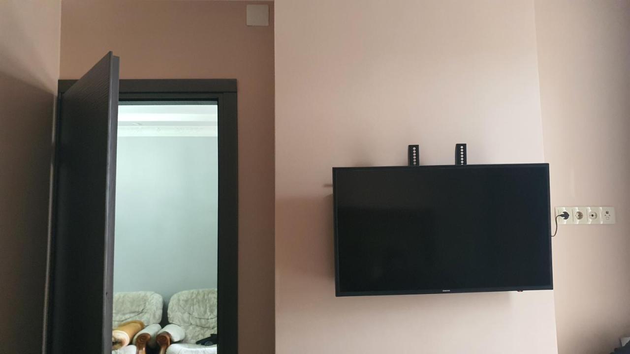 Apartment Irina Батуми Екстериор снимка